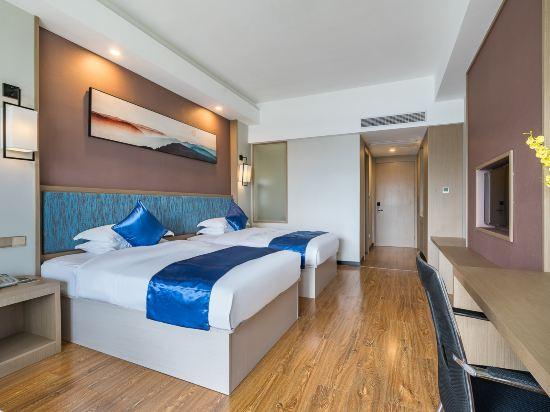 Bedroom 11