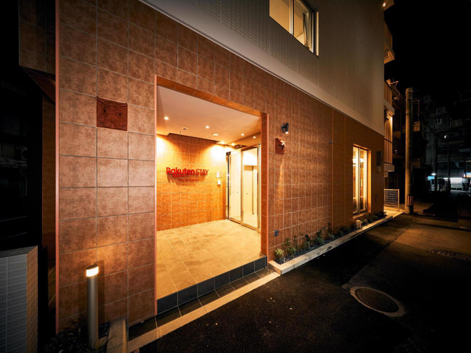 Exterior 13
