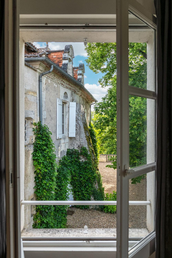 Others 4, Domaine la Boissiere, Dordogne