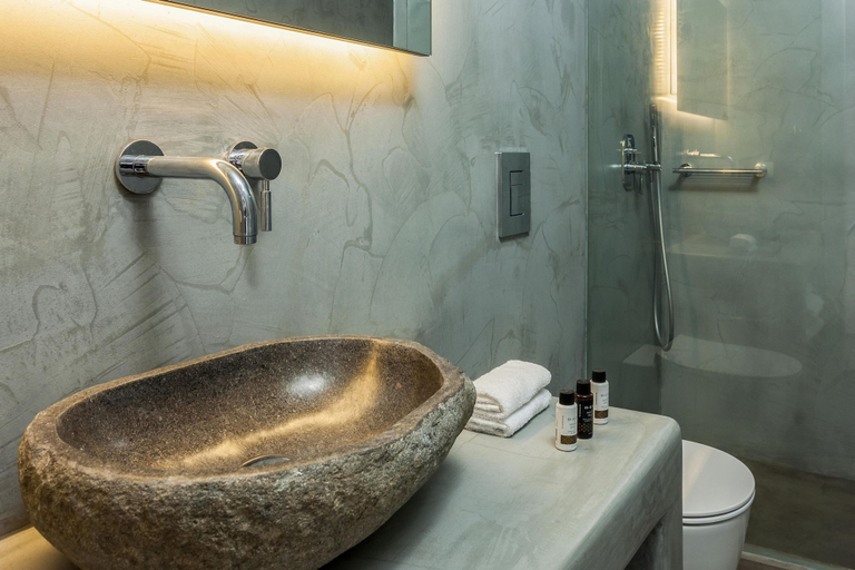 Room 4, Apollo Paradise Seaview Infinity Pool Jacuzzi, South Aegean