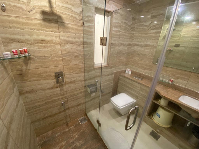 Bathroom 4, Dwarkadhish Lords Eco Inn, Devbhumi Dwarka