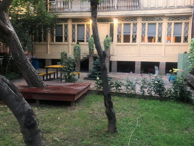 5, Apartment king Erekle 2, Tbilisi