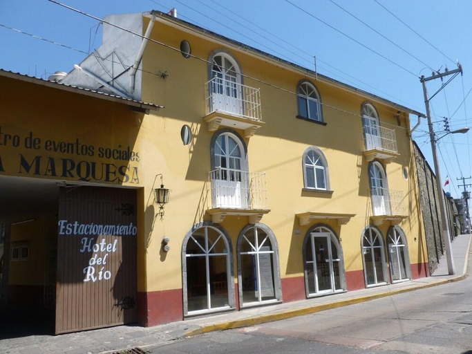 Others 4, Hotel del Rio, Río Blanco