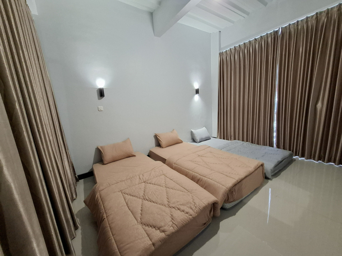 Bedroom 14