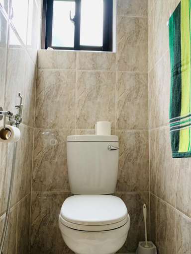Bathroom 3, Oceanic View Apartments