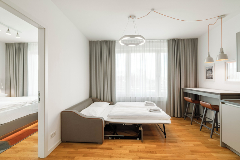 Bedroom 3, High Park am Potsdamer Platz, Berlin