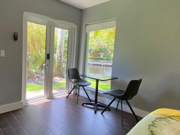 Others 2, Riverbank House Wilton Manors, Broward