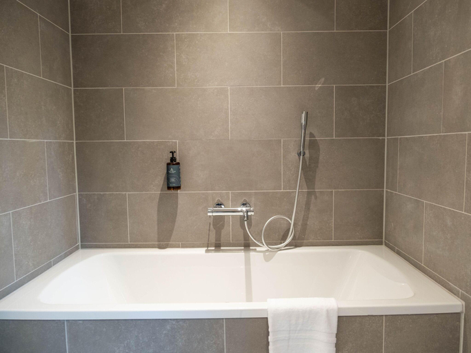 Bathroom 3, Charming Forest Cottage, Hainaut