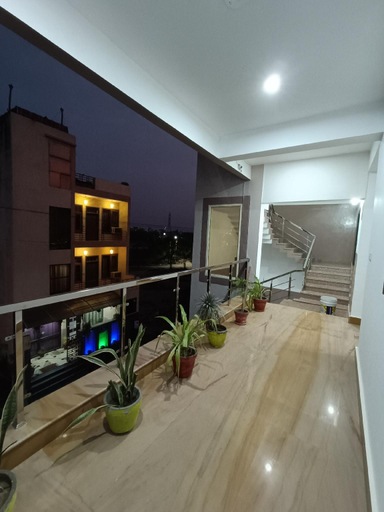 Others 5, Taj Niwas Homestay, Agra