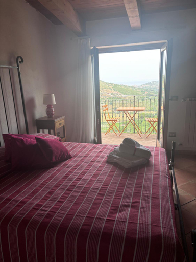 Bedroom 2, Dimora dei Cardinali, Salerno