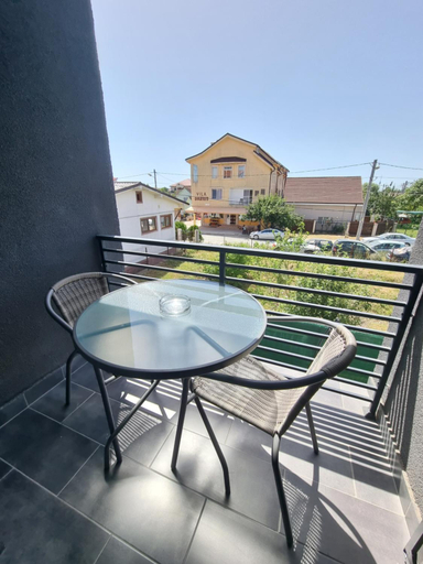 Others 5, Casa Mathias, Agigea