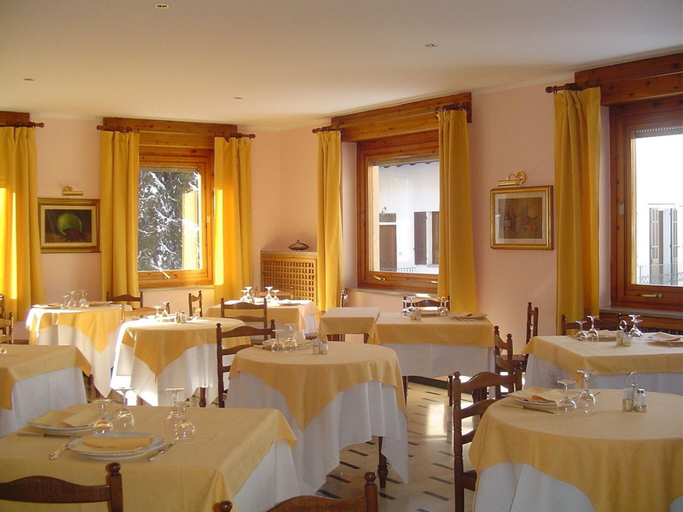 Food & Drinks 5, Centrale, Aosta