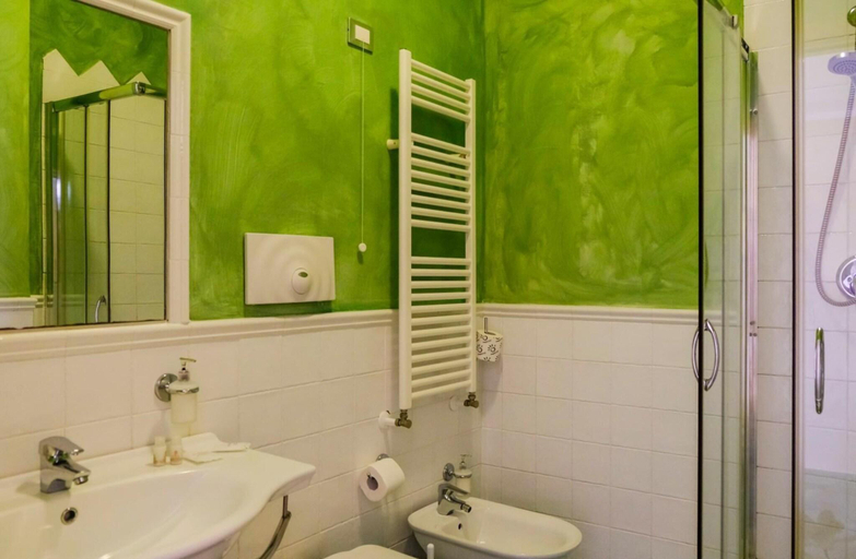 Bathroom 5, Hotel Baglio Di Scopello, Trapani