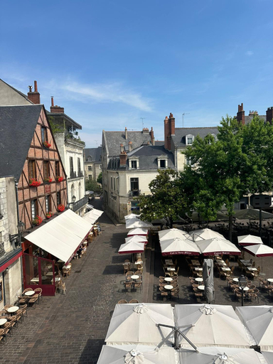 4, Gites Place Plumereau de Tours, Indre-et-Loire