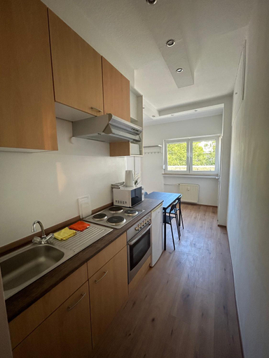 Others 4, Gemutliche Ferienwohnung - voll ausgestattet, zentral aber ruhig !, Wuppertal