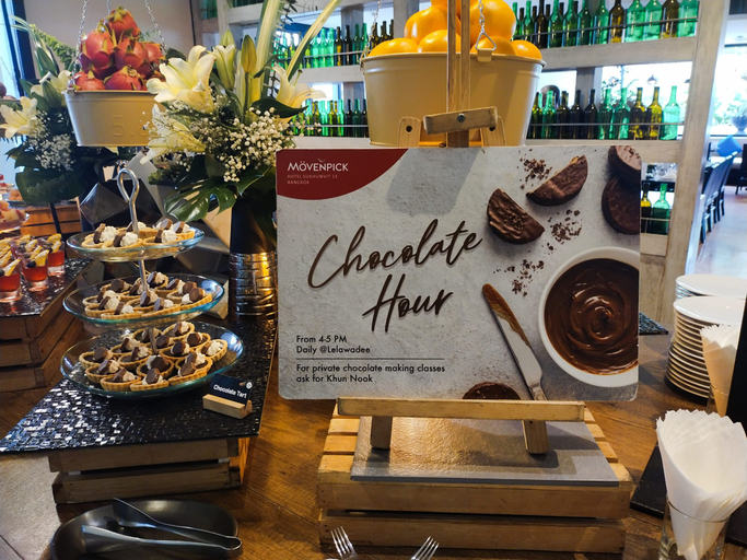 Food & Drinks 15