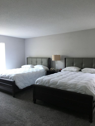 Bedroom 2, Ambassador Inn, Coffee