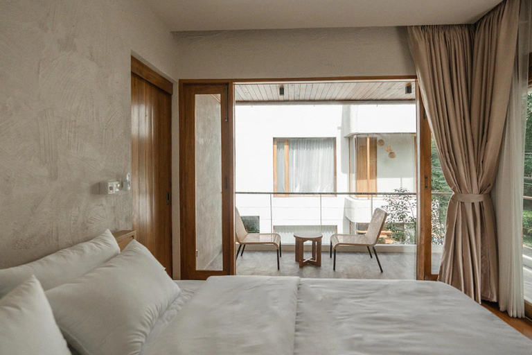 Bedroom 21
