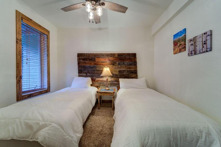 Bedroom 4, The Green Mountain Falls Lodge, El Paso
