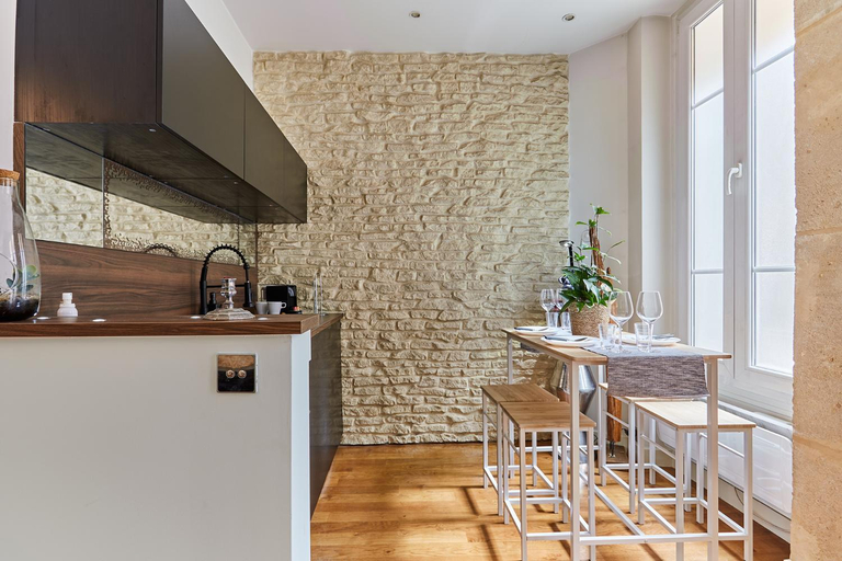 Others 3, Residence Tour Eiffel by Studio prestige, Paris