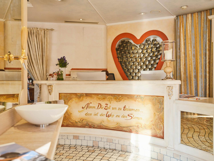 Public Area 2, Genuss- und Vitalhotel Moisl, Hallein