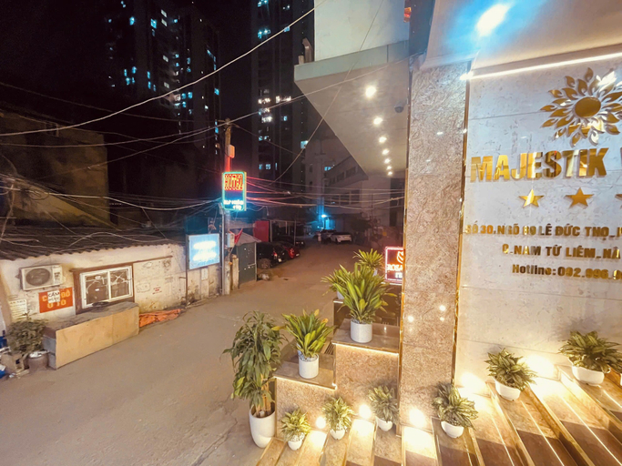 Exterior & Views 2, Majestik Hotel, Từ Liêm