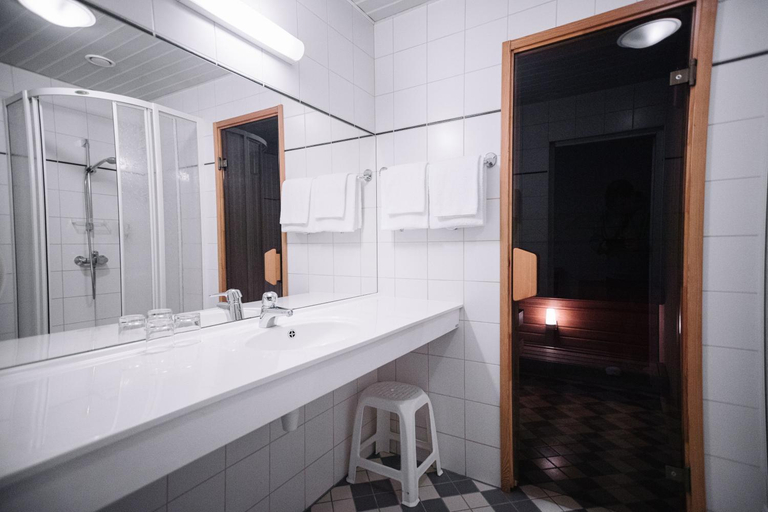 Bathroom 3, Rixwell Viru Square Hotel, Tallinn