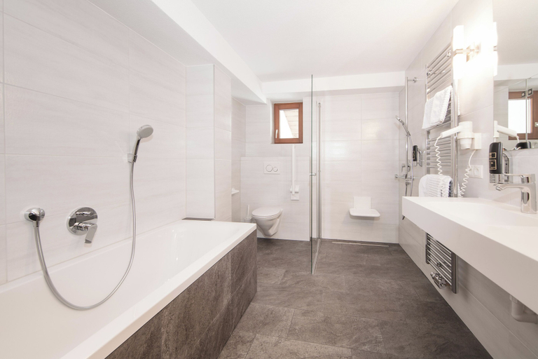 Bathroom 3, Hotel Birkenhof, Imst