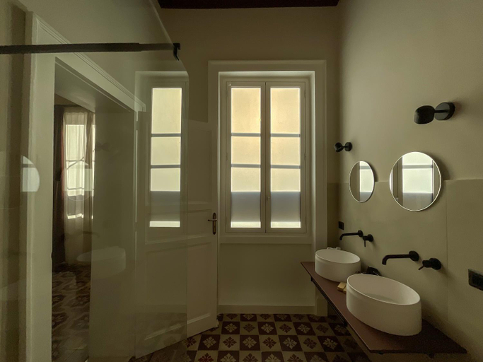 Others 3, Maison Ines Luxury B&B, Messina