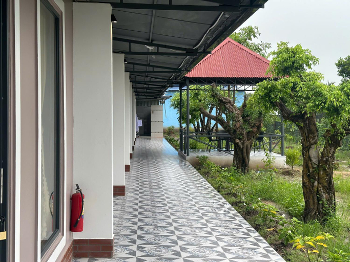 Others 5, Nha Nghi Truong An, Châu Thành