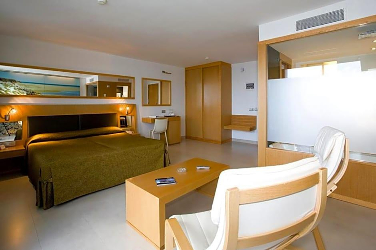 Bedroom 3, R2 Bahia Playa - Adults Only, Las Palmas