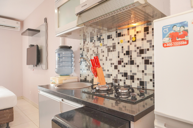 Others 2, Homey and Nice Studio Cinere Bellevue Suites Apartment By Travelio, Depok