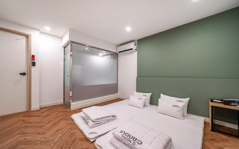 Bedroom 2, Busan Guseo-dong Candle, Geumjeong