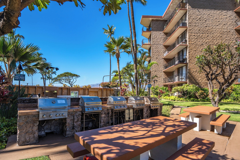Food & Drinks, Hip Hawaiian Seaside Vistas, Maui