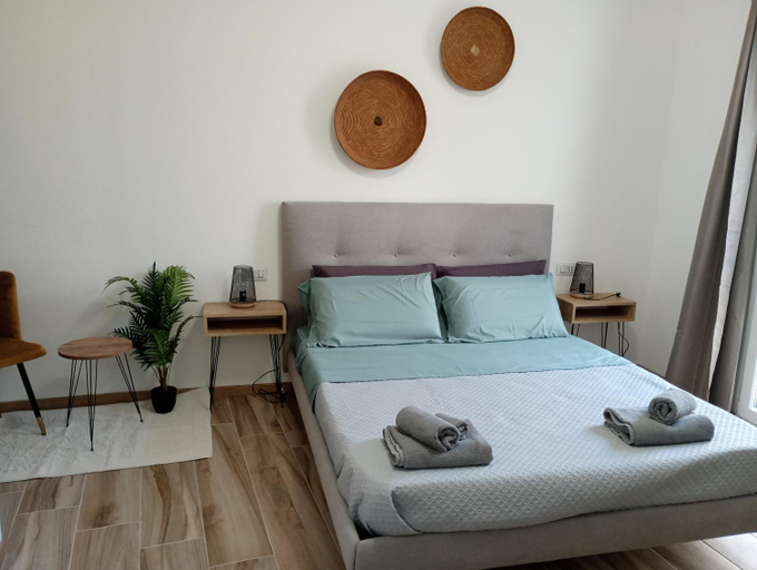 Others 4, NIU Rooms, Oristano