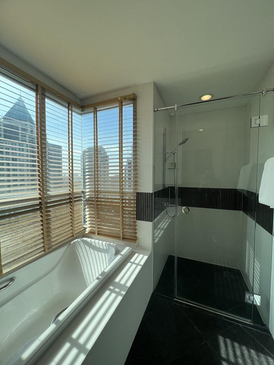 Bathroom 4