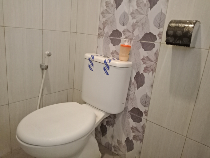 Bathroom 4