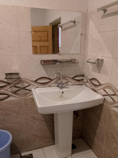 Bathroom 3, Eagle Nest Cottage, Kalam, Malakand