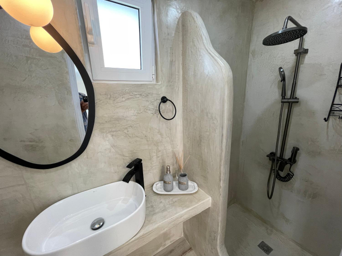 Bathroom 2, MIRAMAR KARYSTOS, Central Greece