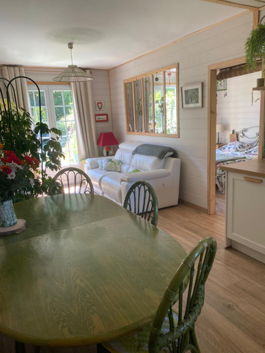 Others 2, Appartement SerenitE, Calvados