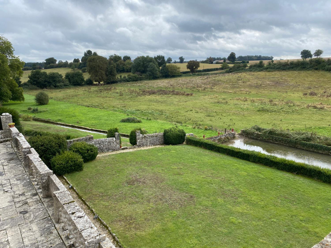 Others 4, Suite de charme au chateau de Cibioux, Vienne