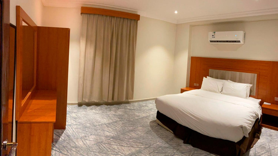 Bedroom 3, Amaken Aparthotel, Al Ahsa