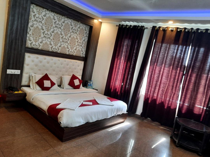 Others 4, Hotel JP International, Reasi