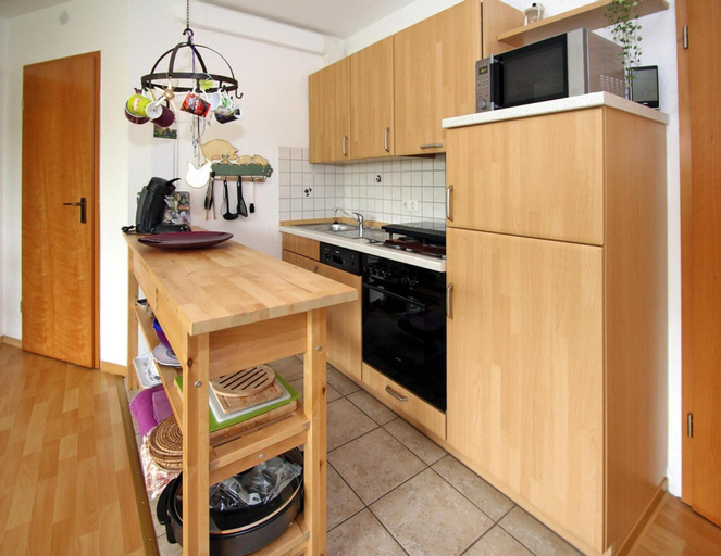 Private kitchen, Ferienwohnung Kapitanskajute, Dornumersiel, Aurich