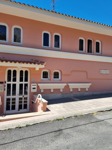 Others 3, Villa Clara Suites, Messina