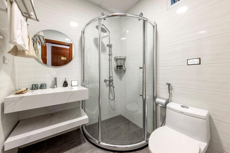 Bathroom 3
