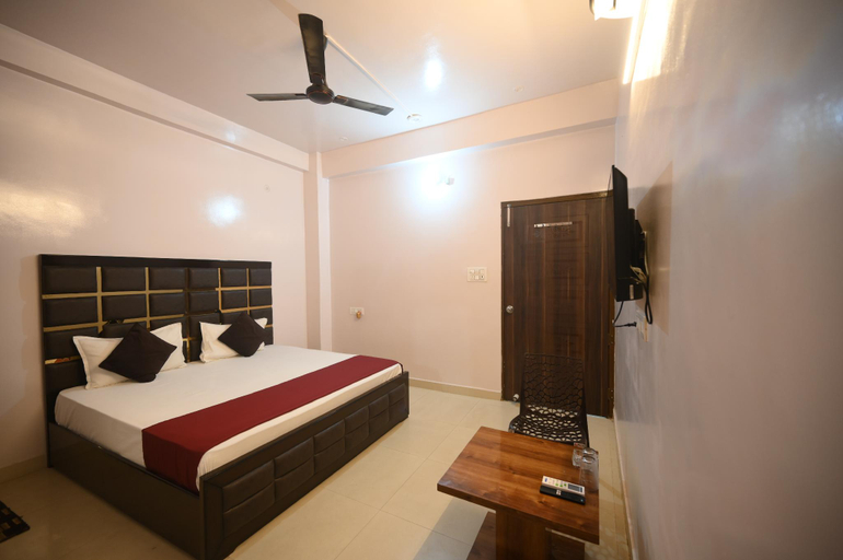 Bedroom 2, Royal Velvet Hotel & Banquet, Gorakhpur