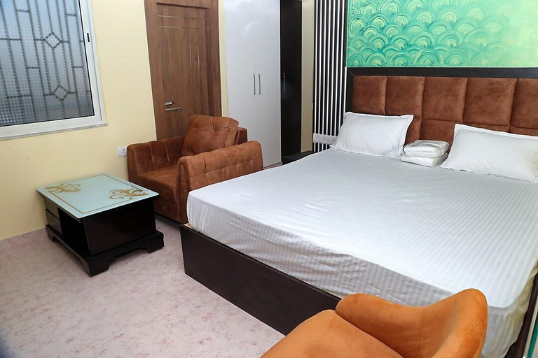 Bedroom 2, Hotel Prem Residency, Patna