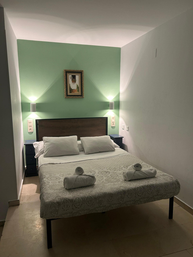 Bedroom 4, Hostal El Olivo, Granada