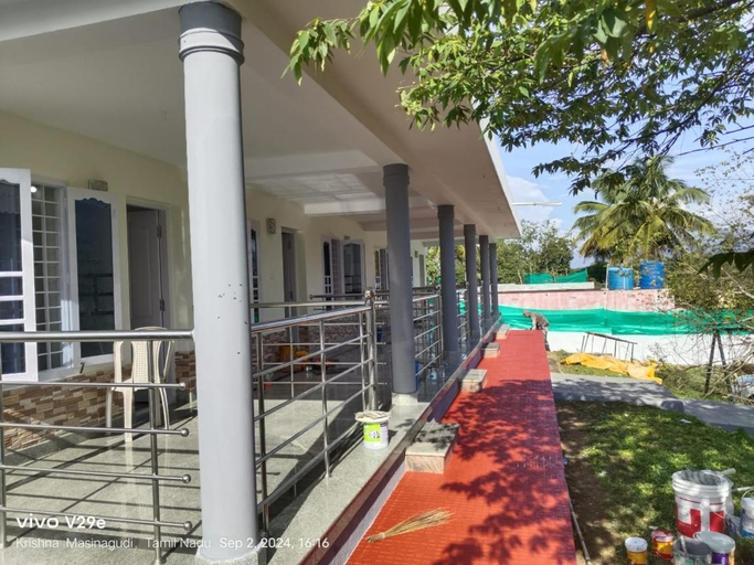 Others 5, Alappat Lodge Masinagudi, The Nilgiris